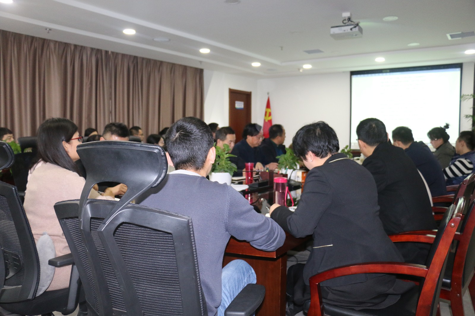 水情形公司开展企业制度宣贯学习活动