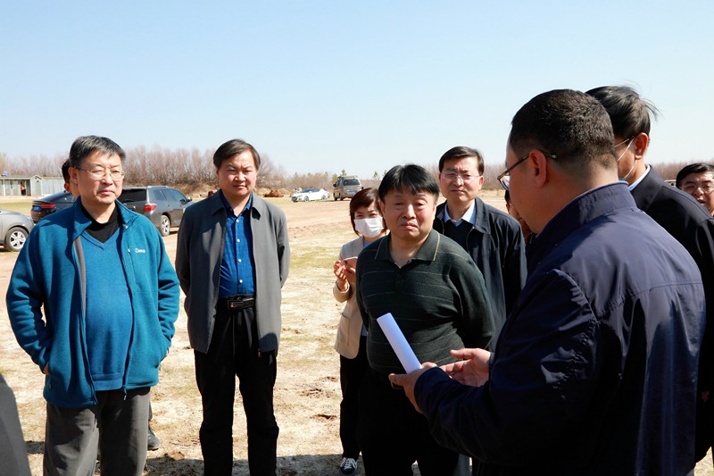 熊良虎出席省人大黄河流域陕西段生态；；ず透咧柿可ぷㄌ獾餮凶富