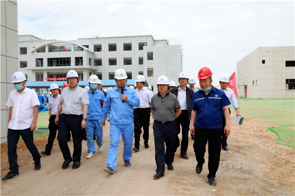 upay钱包集团复工复产促增添项目观摩聚会与会职员走进大秦国源三秦环保秦邦园区在榆项目