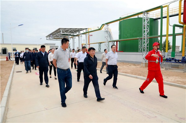 upay钱包集团复工复产促增添项目观摩聚会与会职员走进绿色能源公司油气公司水情形公司陕北片区项目