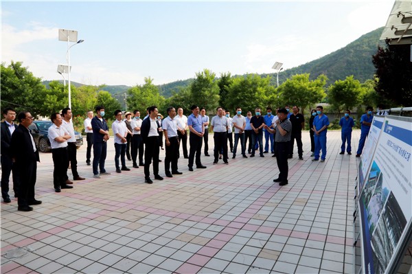 upay钱包集团复工复产促增添项目观摩聚会与会职员走进绿色能源公司油气公司水情形公司陕北片区项目