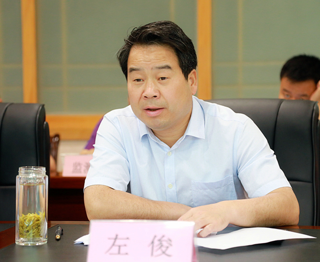 熊良虎拜会渭南市生态情形局党委书记、、局长左俊