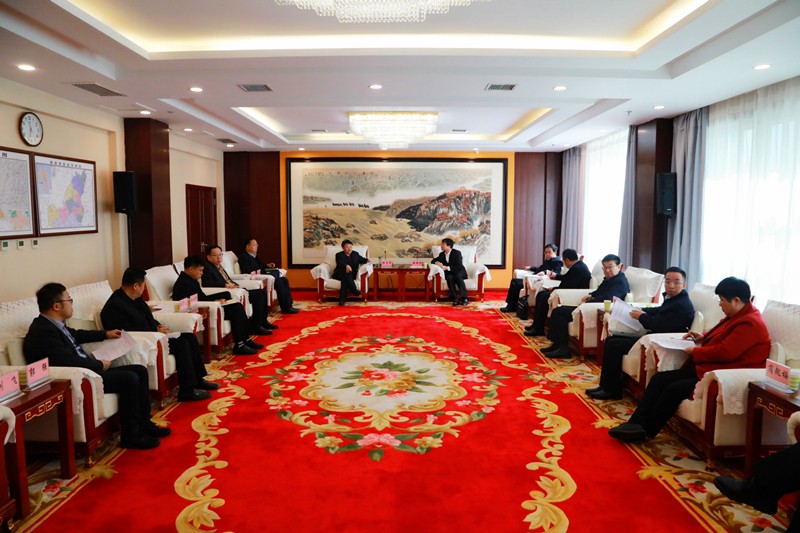 熊良虎拜会榆林市市长李春临、、副市长张胜利