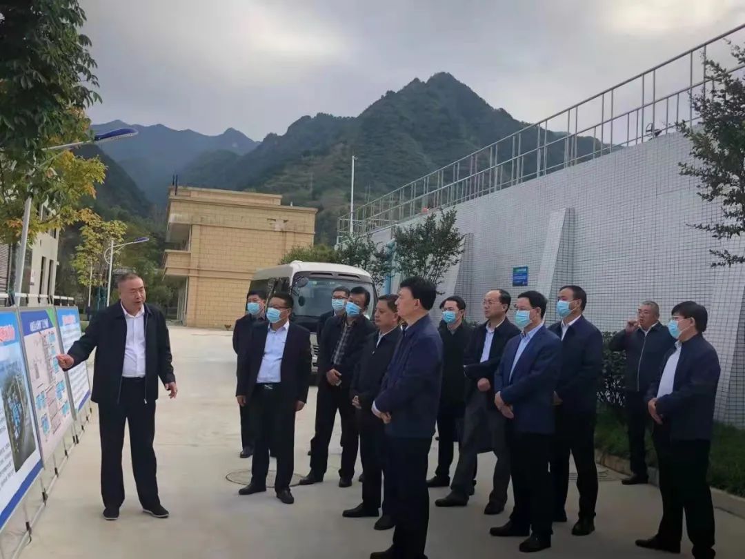 商洛市委书记郑光照到水情形公司山阳县污水处理厂调研
