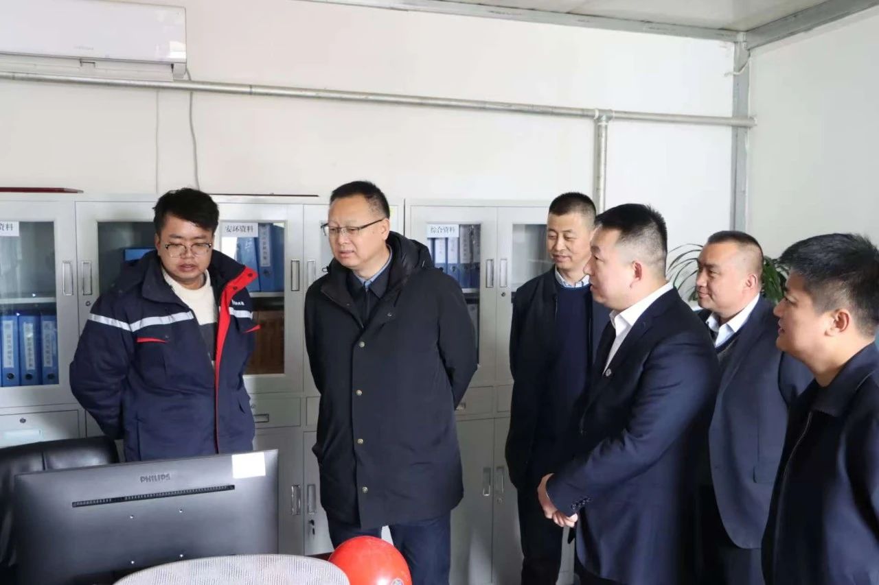 郝军亮赴保隆能源公司、、油气工程公司项目一线调研